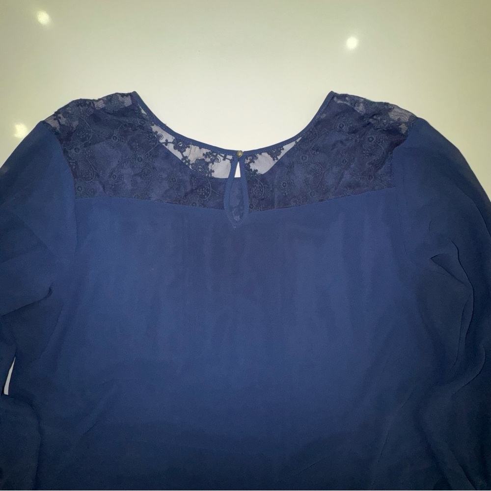 Born Famous High-Low Top - Picture 2 of 3